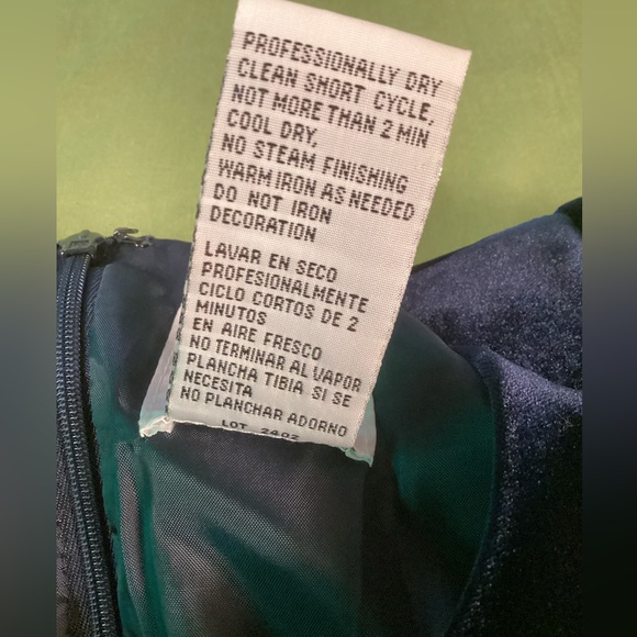 Vintage R & M RICHARD Navy velvet DRESS - Picture 12 of 16